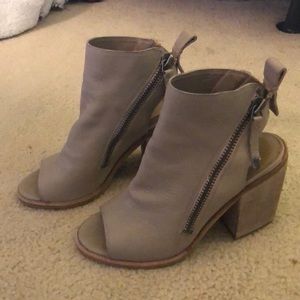 Dolce Vita peep toe bootie type heel